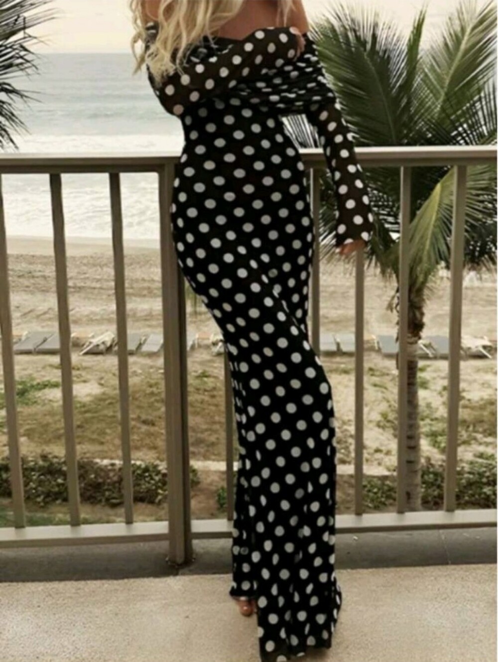 Women's Young, Fashionable, Romantic, Elegant Long Sleeve Classic Polka Dot - Picture 4 of 5